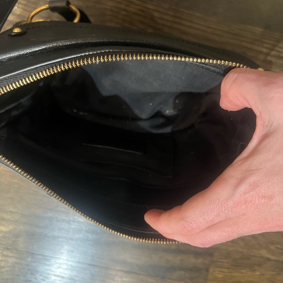 See By Chloe Phill Leather Crossbody Bag Black With Gold Accents Designer Bag - Picture 9 of 9